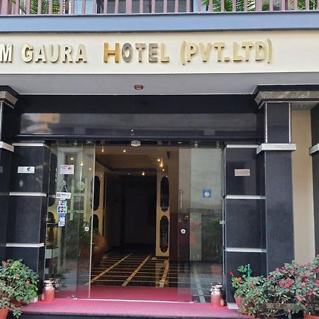 Om Gaura Hotel Pokhara Exterior photo